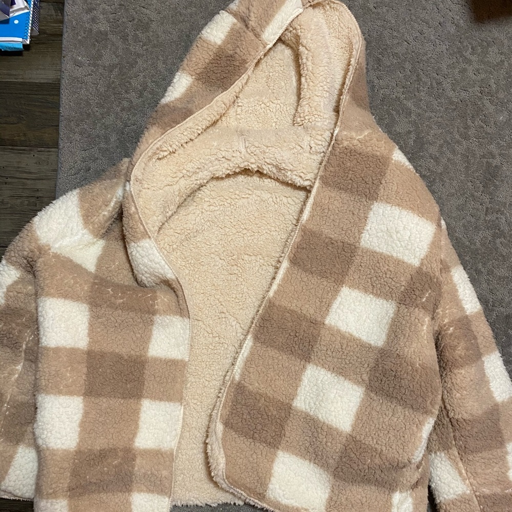 Reversible fuzzy jacket